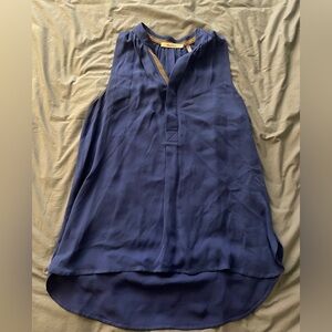 Like New, Robert Graham 100% Silk Blue Sleeveless Top